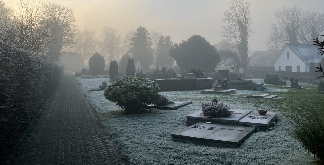 Friedhof Elsfleth im Winter
