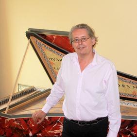 Zu sehen ist Musikwissenschaftler Pieter Dirksen aus Nierdelanden