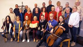 Zu sehen ist die Braker Kantorei im Paul-Gerhardt-Haus in Brake.