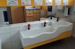 Waschbecken für die Kinder