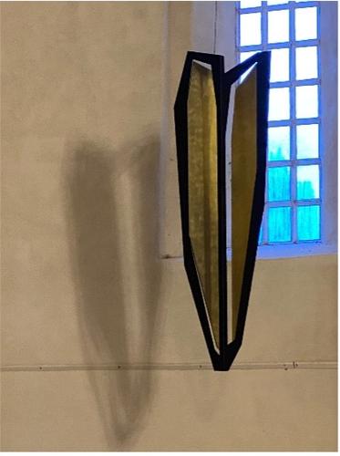 Zu sehen ist das neue Kunstwerk in der Berner Kirche.